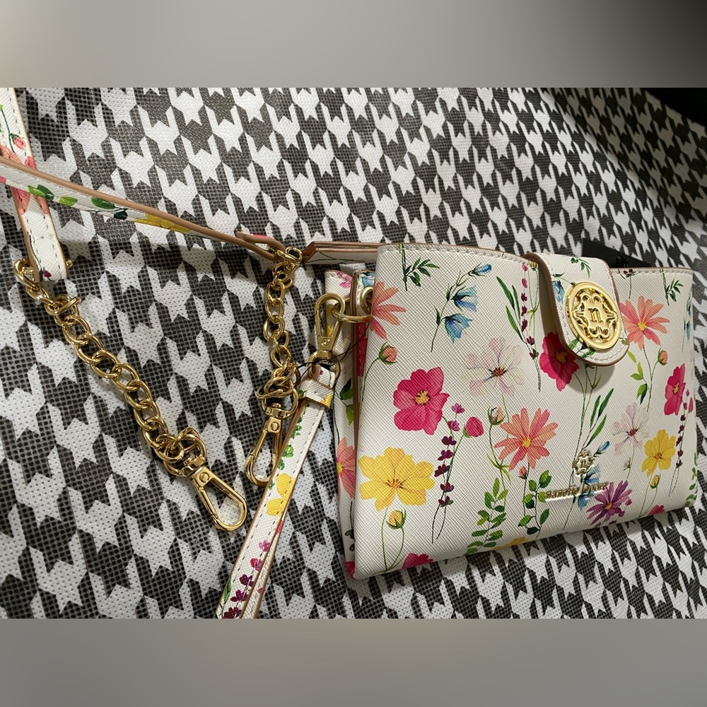 NWT Nanette Lepore Francine Wallet/Clutch/Crossbody On A Chain - Picture 12 of 13